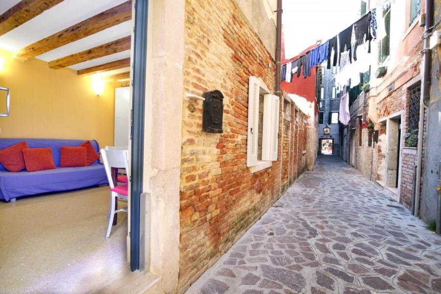 Cozy Apartment Up To 4 In Biennale Giardini By Bricola Apartments Velence Kültér fotó